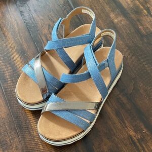 Vionic Blue and Silver Strappy Sandals